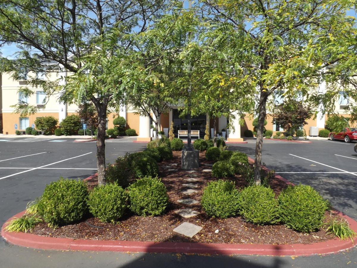 Holiday Inn Express Lexington Southwest Nicholasville By Ihg Exteriör bild